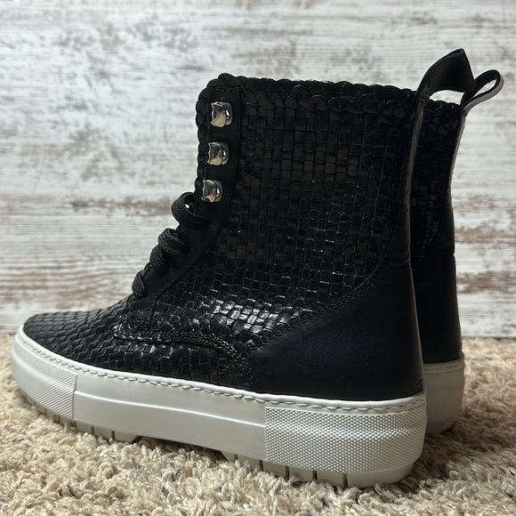 Aquatalia Tess Lace Up Woven Leather Sneakers Size 8.5 Black - Picture 7 of 11